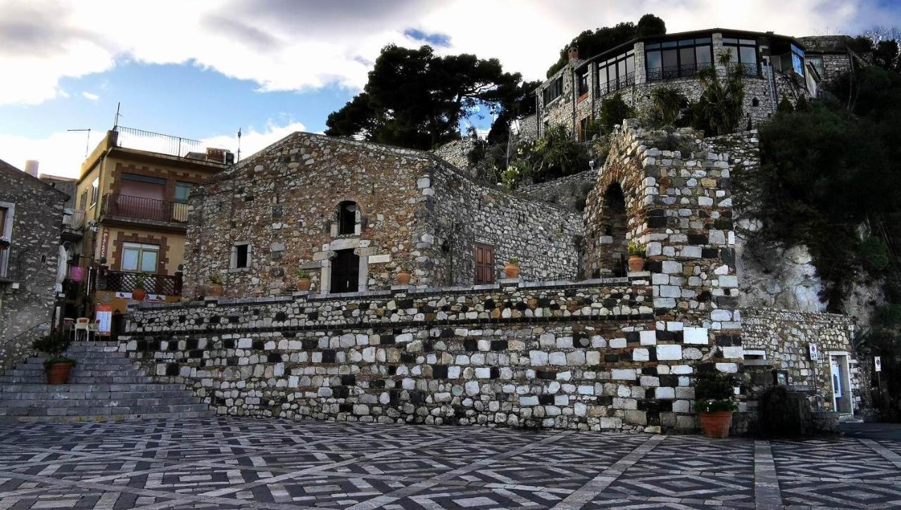 Patry' House Lägenhet Giardini Naxos Exteriör bild
